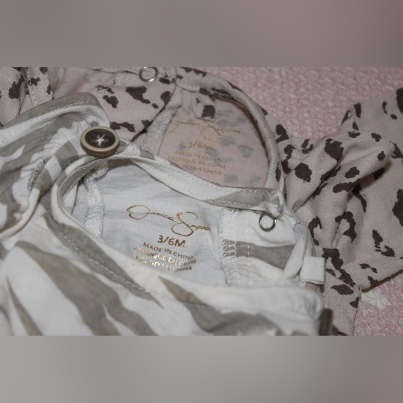 Jessica Simpson Baby Girl Rompers 3-6 months Zebra Leopard matching headbands - Picture 2 of 4